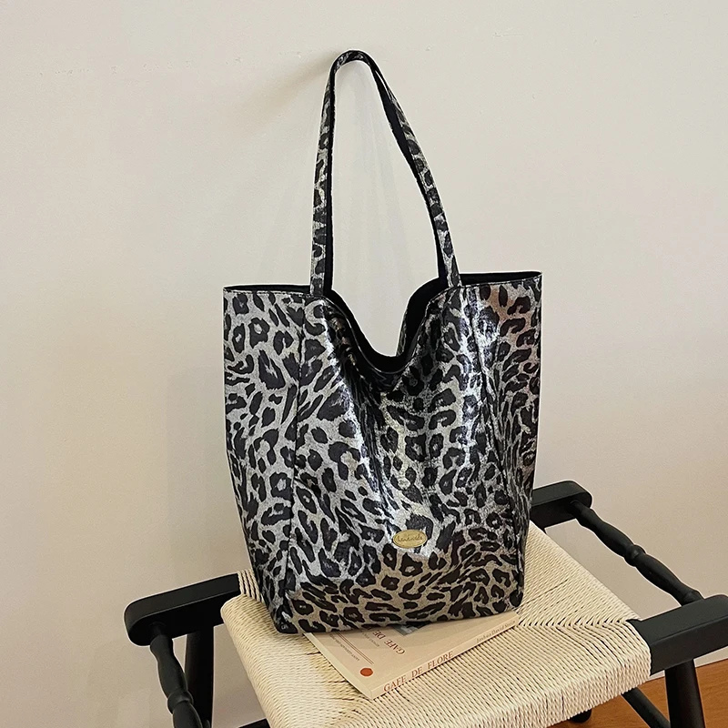 Reversible Leopard Print Tote Women PU & Fabric Double Sided Large Lightweight Handheld Shoulder Daily Commute Shopping Purse