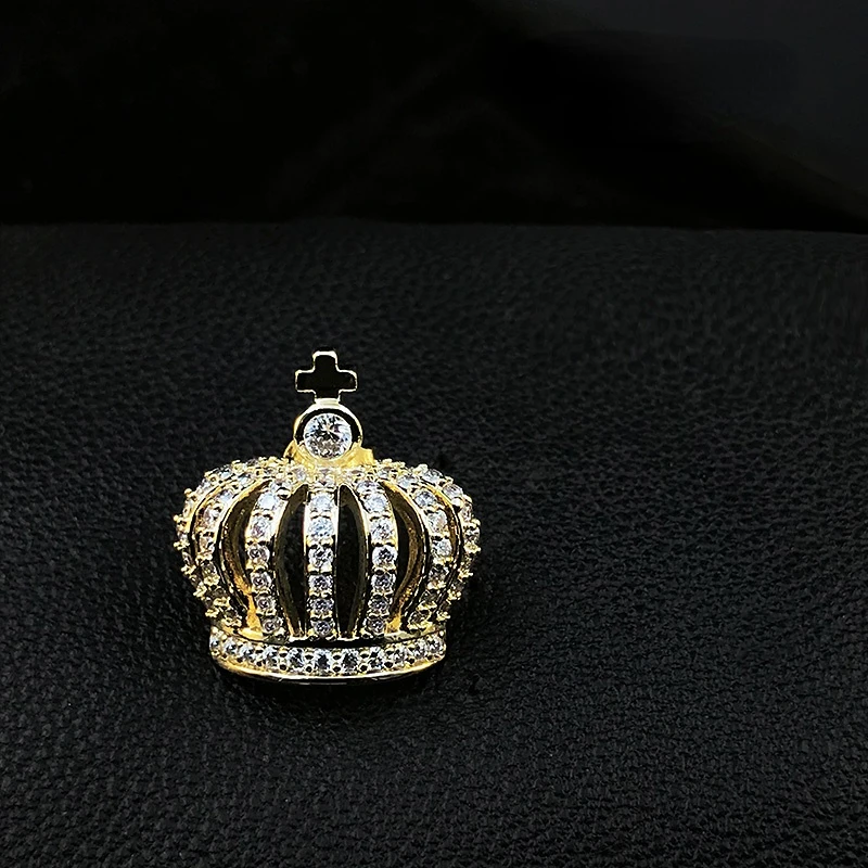 Brooch Crown Collar Pin Anti-Exposure Buckle Women Small V-neck Decorations Clothes Fixing Pins Corsage Accessories Jewelry 3306