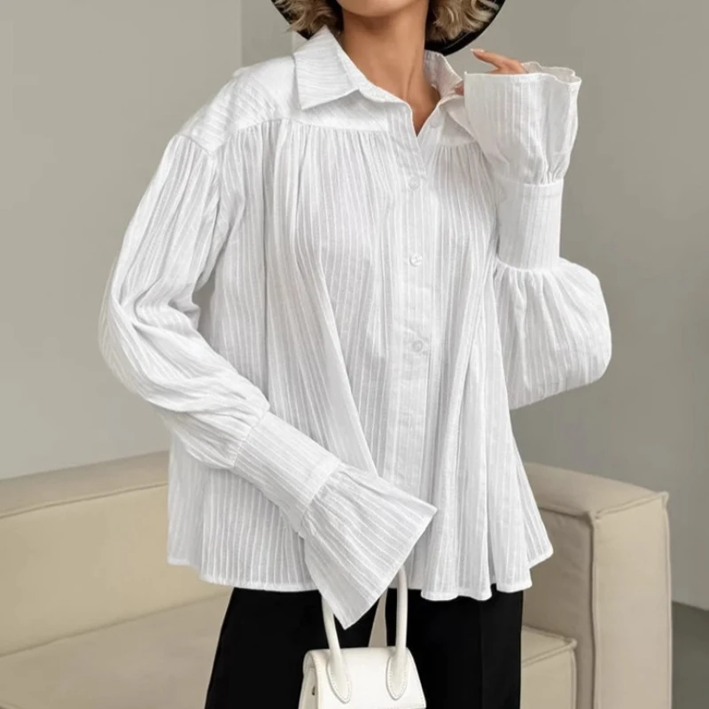 

Новая женская шикарная белая элегантная укороченная рубашка с длинными лепестками и расклешенными рукавами с лацканами и оборками, плиссированная трапециевидная милая однобортная рубашка, топы