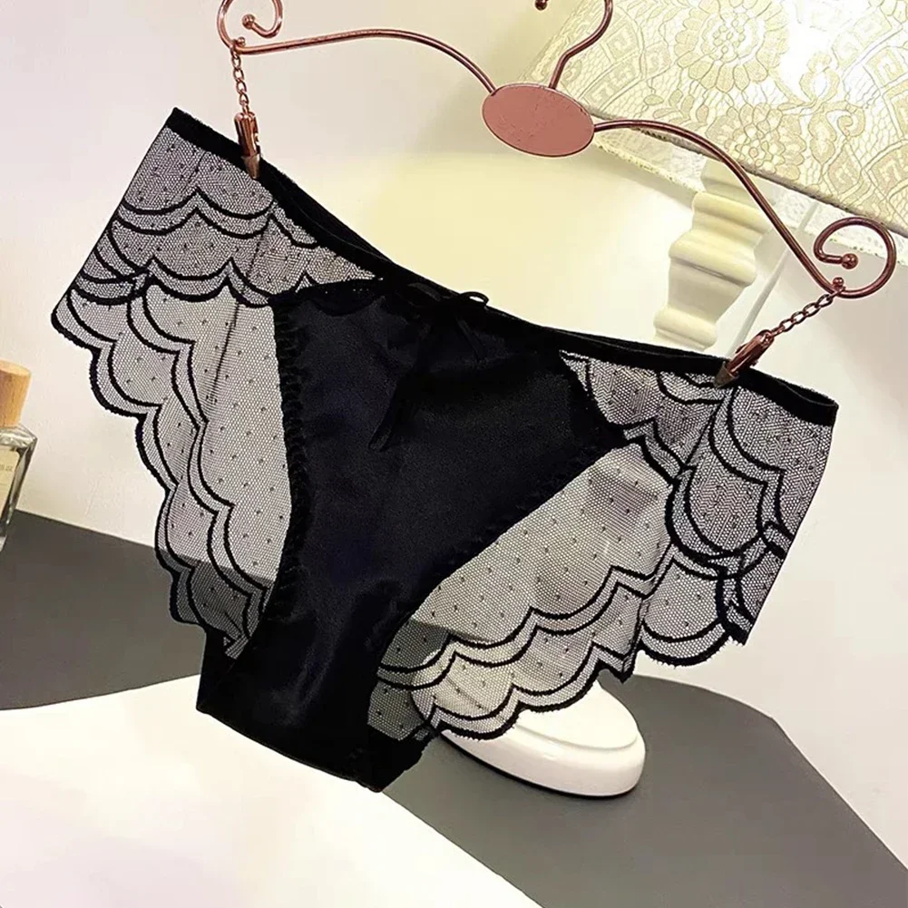 Women Traceless Sexy Lace Mesh Panties Lingerie Soft Satin Silky Underwear Knickers Briefs Seamless Breathable Women\'s Briefs