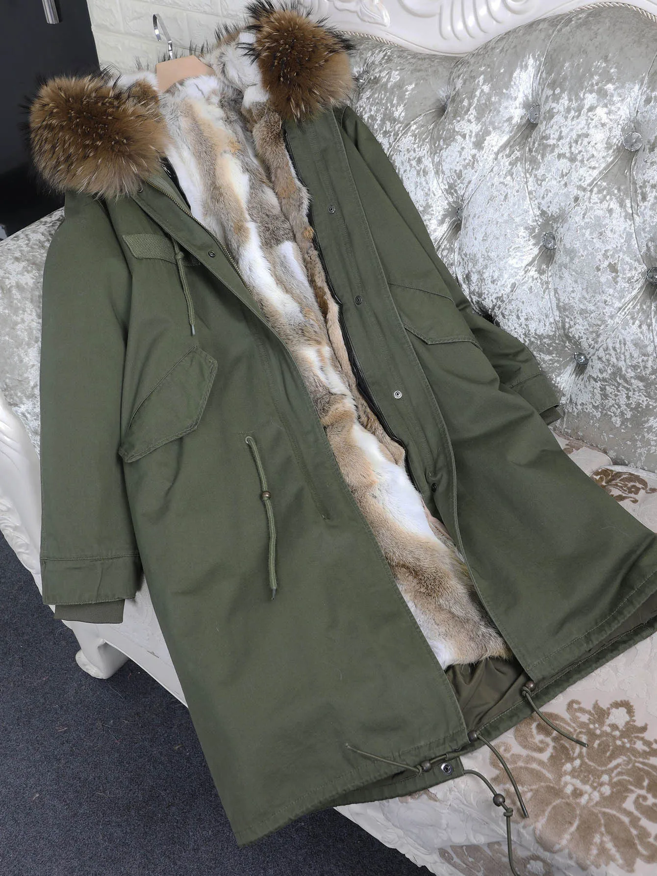 Maomaokong Extra lange Winter Frau Mantel Plus Größe Schwarz Parkas Natürliche Waschbären pelz kragen Echtpelz Futter Warme Jacke Mäntel