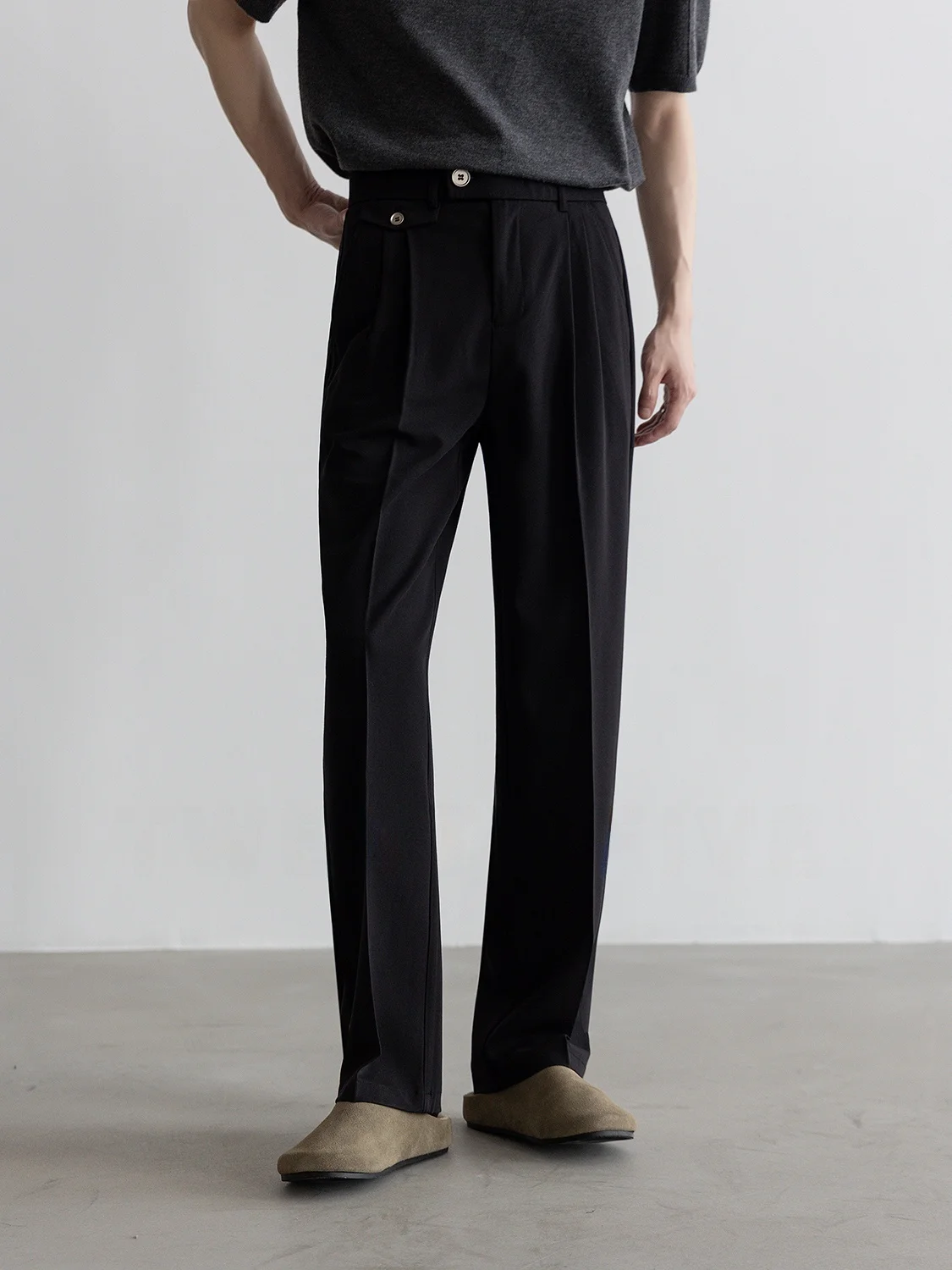 Business Casual Straight Leg Trousers for Men Summer Thin Lyocell Wool Blend No Ironing Long Pants Draping Sensation