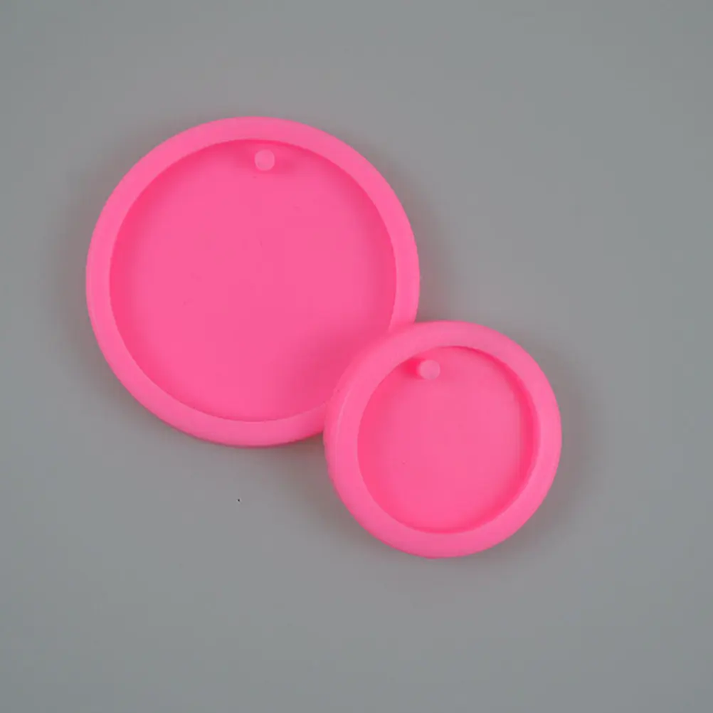 

4Pcs Dog Bones Shape Silicone Mold Bone Keychain Mould Non-Stick Eco-Friendly Cake Decoration Baking Mousse Fondant Tool