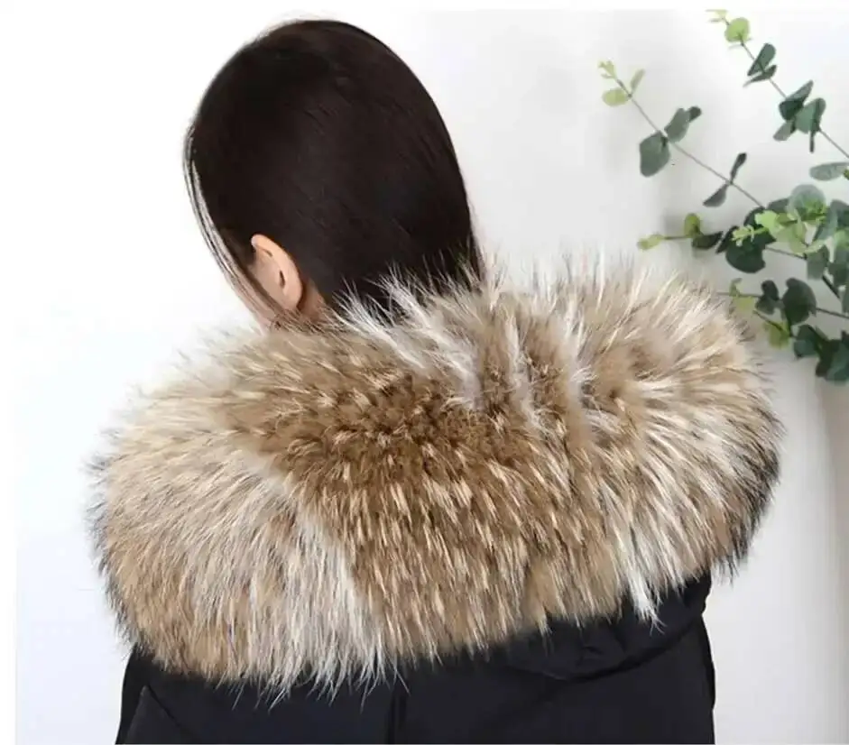 

Ladies 100% Natural Raccoon Fur Scarf Luxury Brand Warm Long Shawl Fashionable Winter Accessory with Furry Collar