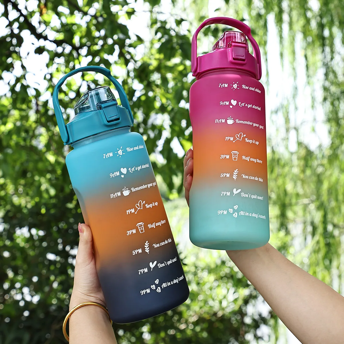 Gradual change water tank, mobile phone holder, crushing and high temperature resistant large water bottle