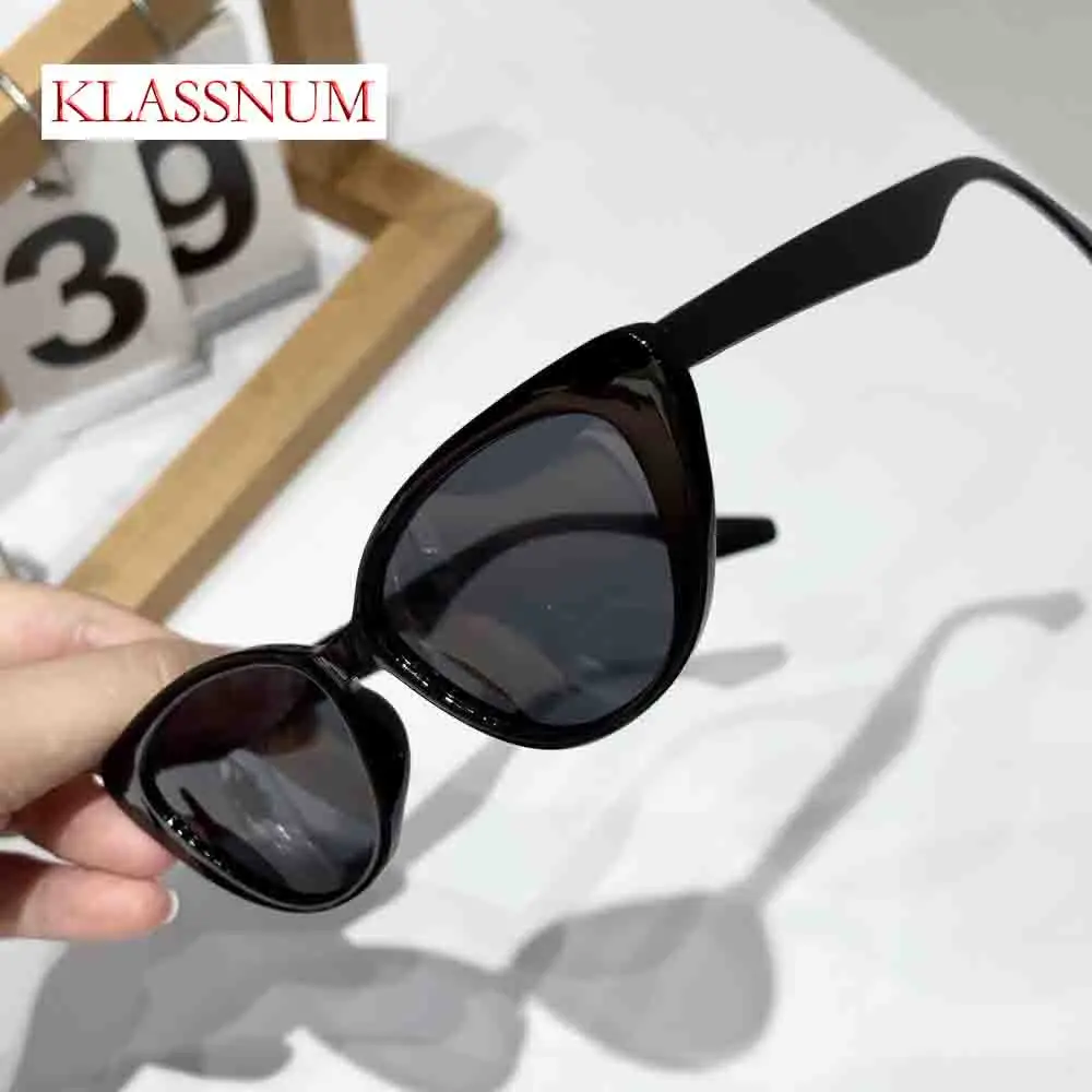 

KLASSNUM Vintage Small Cats Eye Sunglasses Women Y2K Aesthetic Black Sun Glasses Retro 90s Fashion Punk Hip Hop Shades UV400