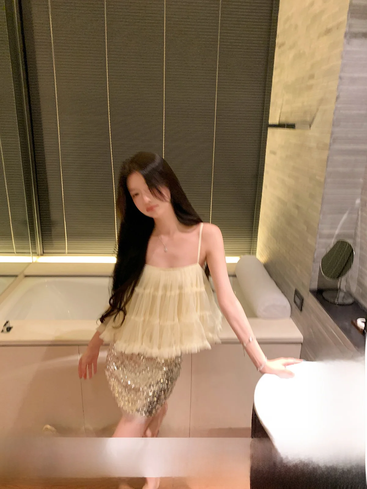 

YOLI Zhang Yuli Летний лимитированный топ-майка с пышными бретелями для женщин, дизайнерский жилет Ele Design Vaion Sle, свободный крой с принтом для повседневной носки