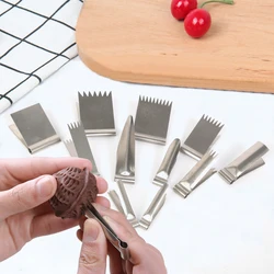 Baking Accessories Tweezers Walnut Cake Molds Flower Lace Clip Engraving Cake Cookies Pastry Cutter Tool Cake Decorating Tools