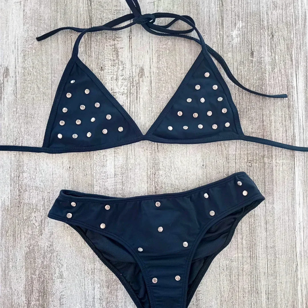 

Летний новый комплект бикини с металлическим декором, сексуальный, с завязками на шее, в стиле Ins