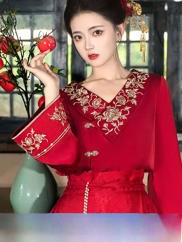 

Red New Chinese Style Hanfu Wedding Dress Women's Engagement Ceremony Poly Fiber 100% Traditional Tail Skirt