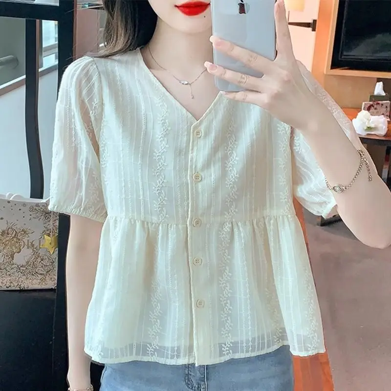 

V-neck Short Sleeve Chiffon Blouse for Women Summer 2025 New French Fashion Top to Cover Belly and Look Slim and Beautiful