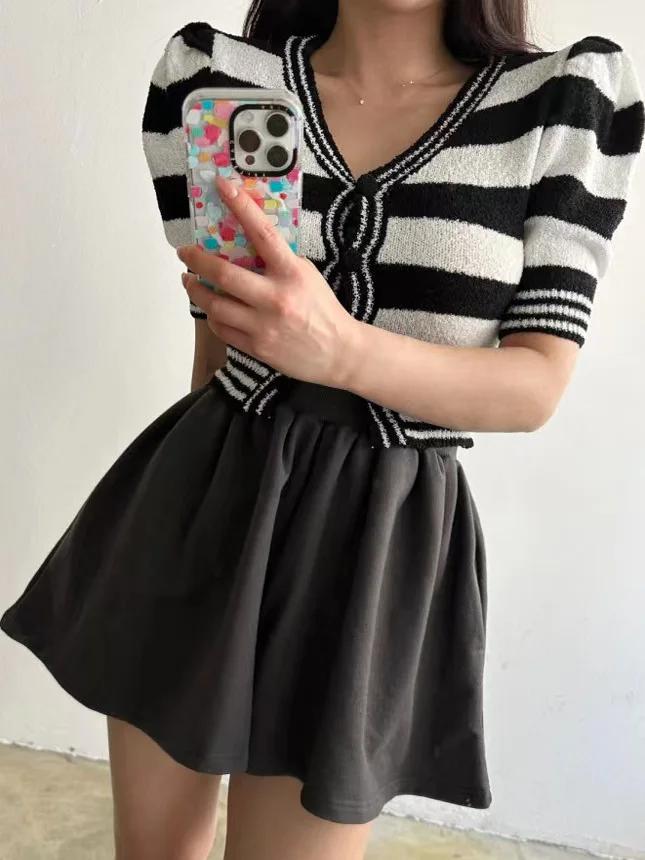 

Slim Fit Stripe Knitwear V Ne Bubble Sve ort Length Women's Faionable Versatile Top Cotton Commute Sle High Waist