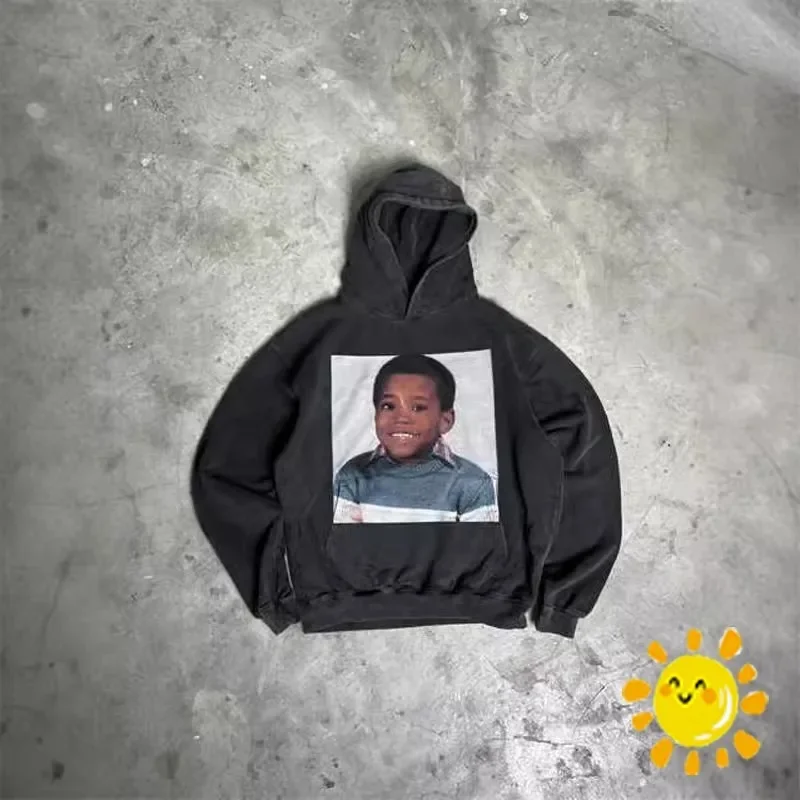 

Soft fabric 24SS High Quality Casual KANYE WEST YE CHILD VINTAGE PHOTO Hoodie Men Women Hooded Pullovers harajuku