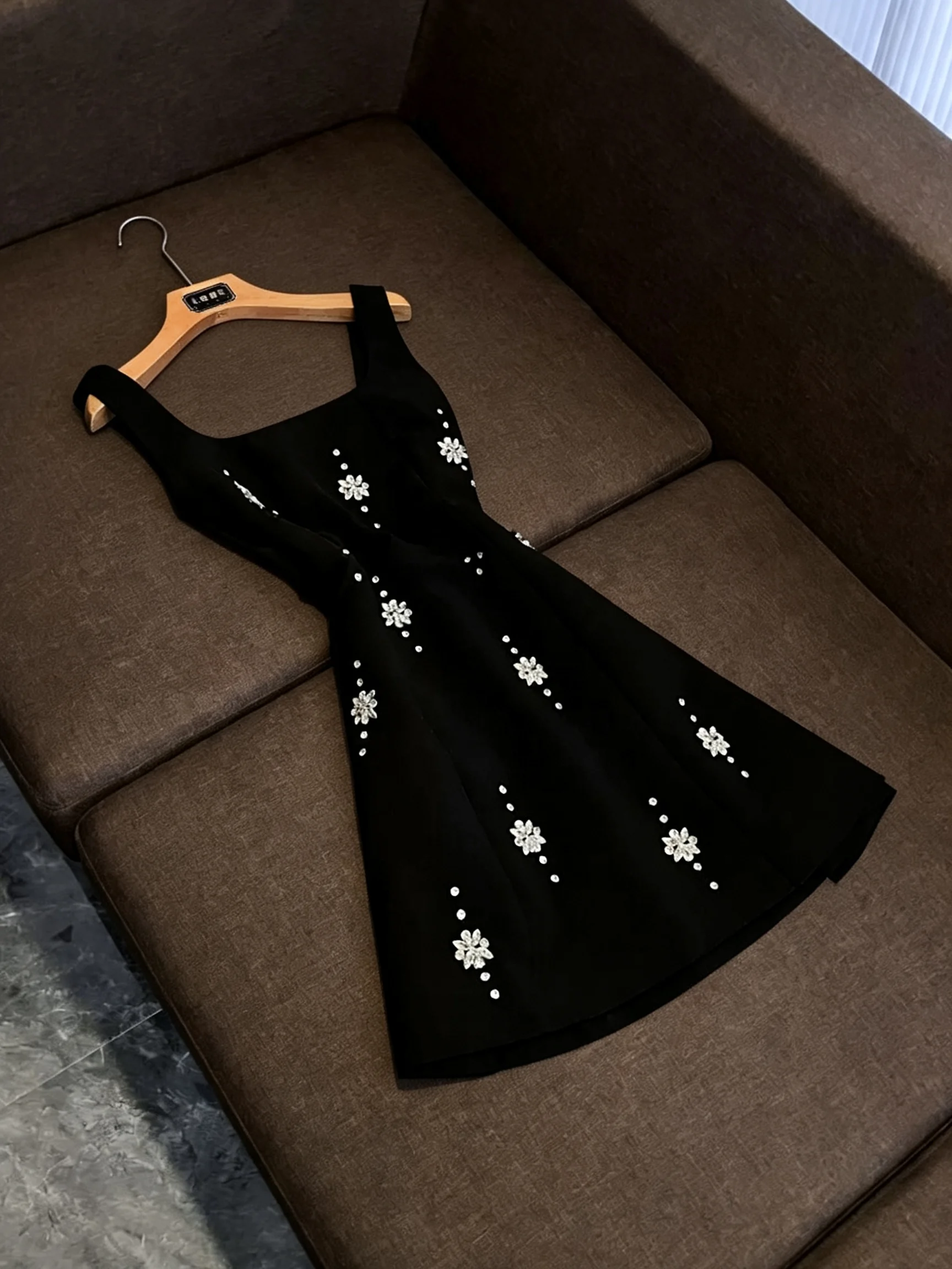 

New 2026 Luxury Style Beaded Heavy Embroidery A-Line Dress Sleeveless Women's Collar Slimming Waist Design Spring Summer