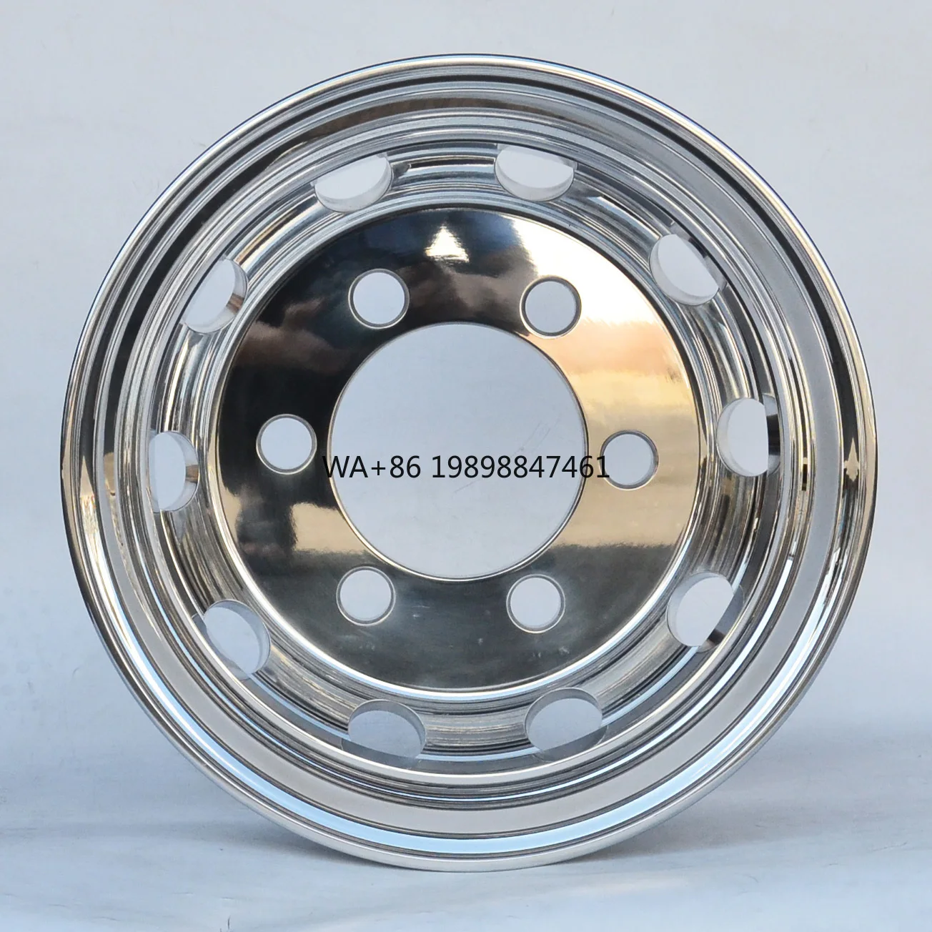 

Heavy Duty Aluminum Forged Truck Wheel Hub 22.5 Inch, High Strength & Lightweight, Fit for Semi Trucks & Trailers