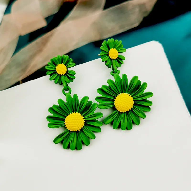 Korean Plant Chrysanthemum Drop Earrings for Women Sweet Daisy Flower Dangle Earrings Trendy Charms Jewelry Brinco 2024