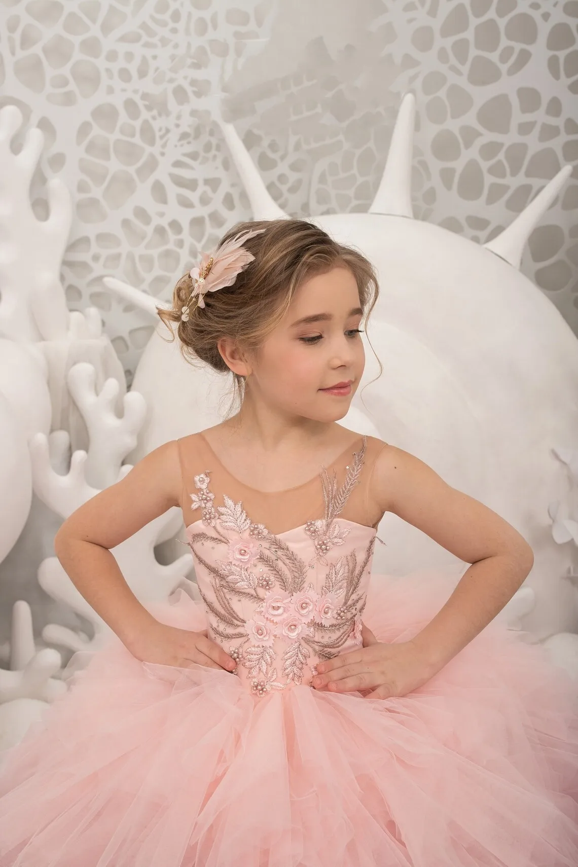 Vestido largo de flores rosa para niña, traje de tul con volantes, apliques sin mangas para boda, Princesa, fiesta de cumpleaños, primera comunión