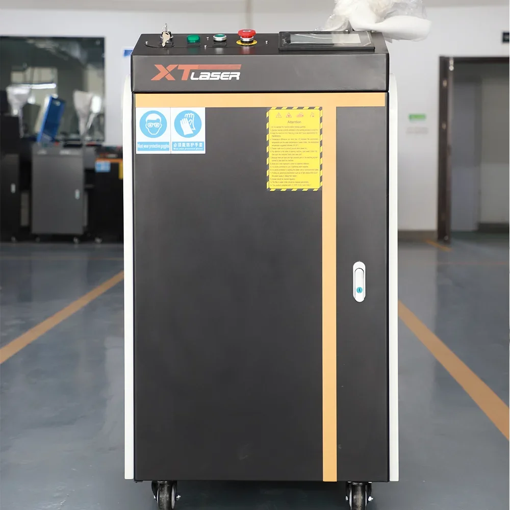 Continuous fiber laser cleaning machine