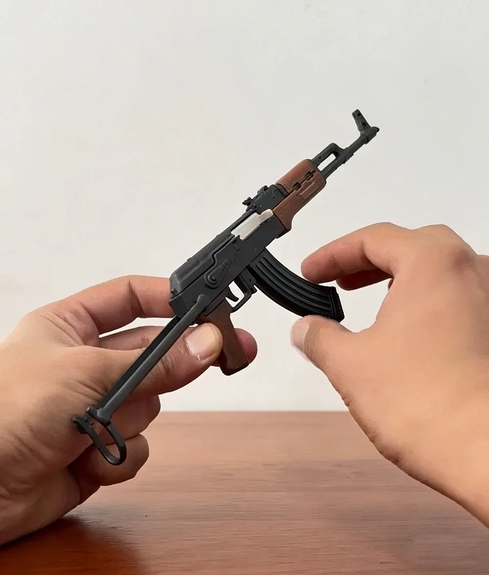 

1/6 Scale 3D Printed Soviet AKMS Rifle Model Movable Sliding Detachable Magazine for Action Figure Display
