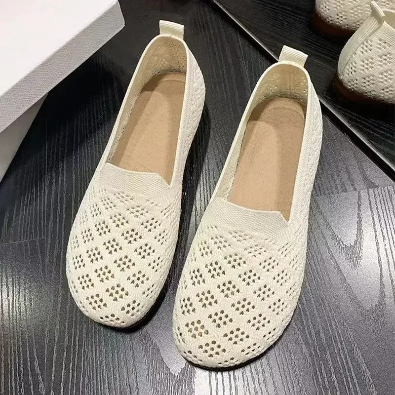 Summer Mesh Fabrics Breathable Flats Women Shoes Ventilate Lace Leisure Loafers Mom Shoes Comfort Casual Light Sneakers