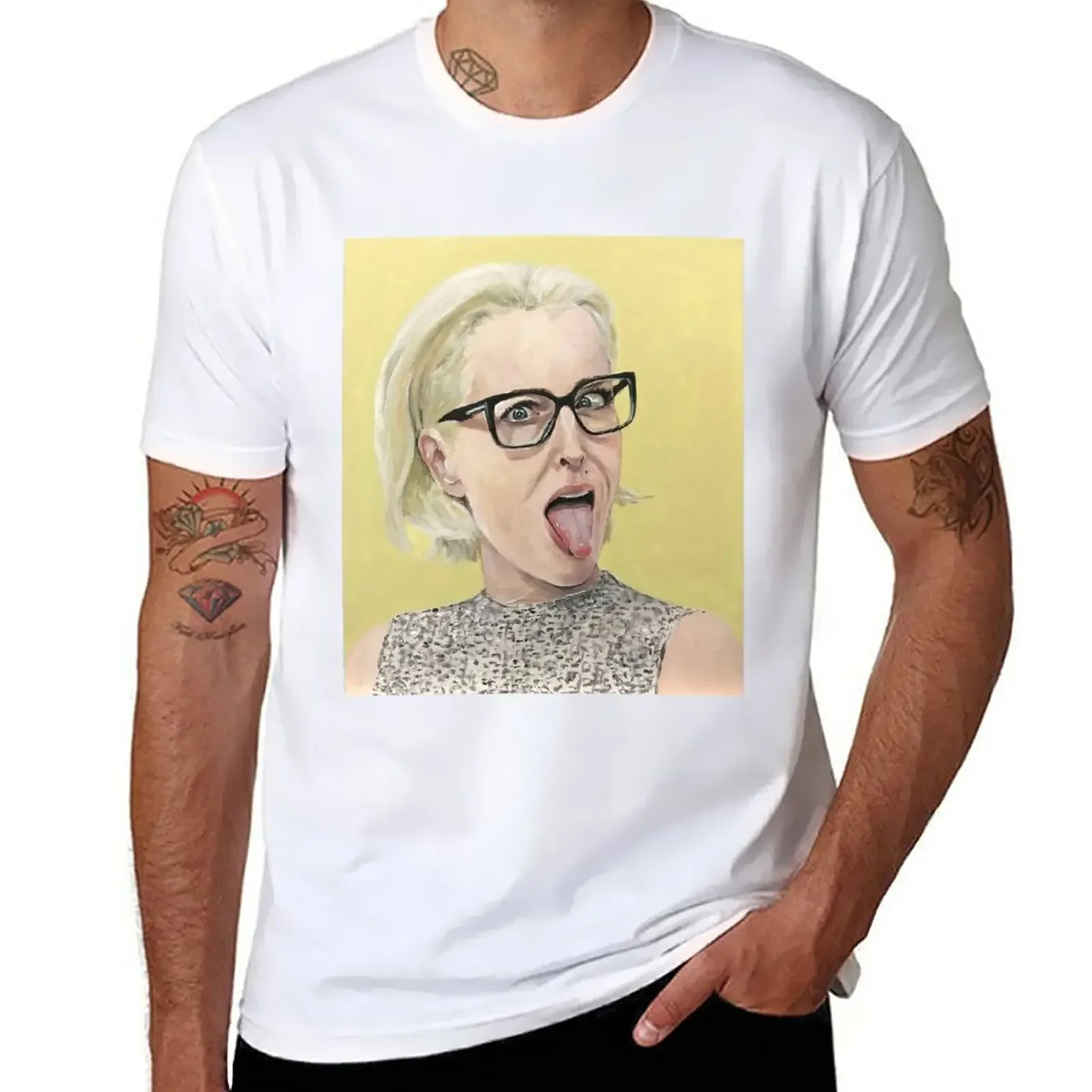 Gillian Anderson Tongue Out Original Painting T-Shirt cute clothes sweat Men's t-shirt heavyweight fashion Round Neck Informal