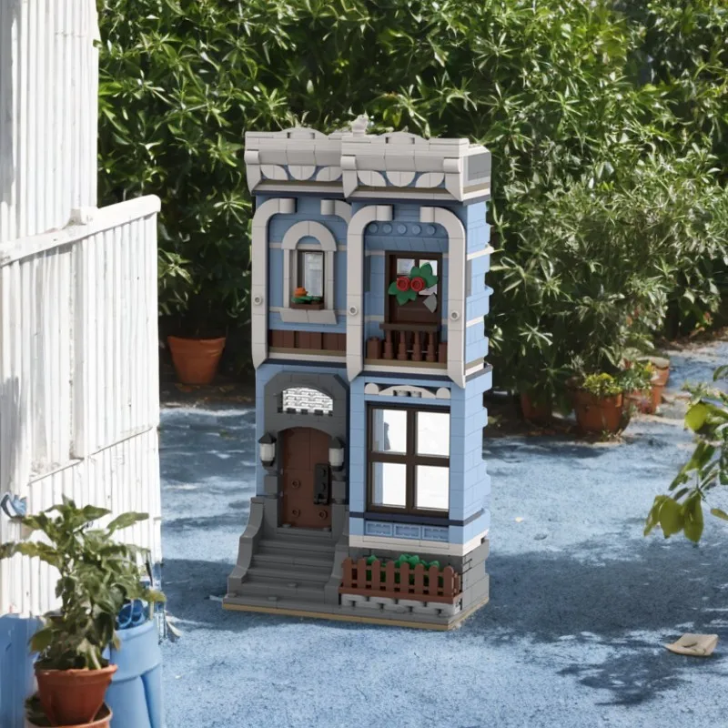 

564-Piece Blue Townhouse Facade Modular Brick Model, Suitable for City Layouts
