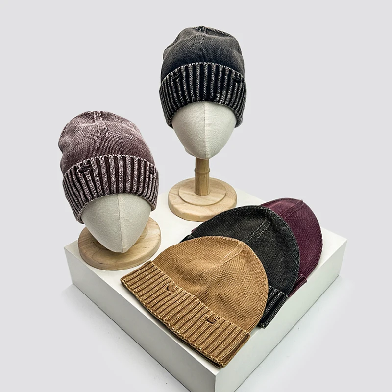 

Autumn and Winter New Unisex Broken Style Gradient Knitted Hats Warm Niche Versatile Personal Beanies Fashion Distress Street