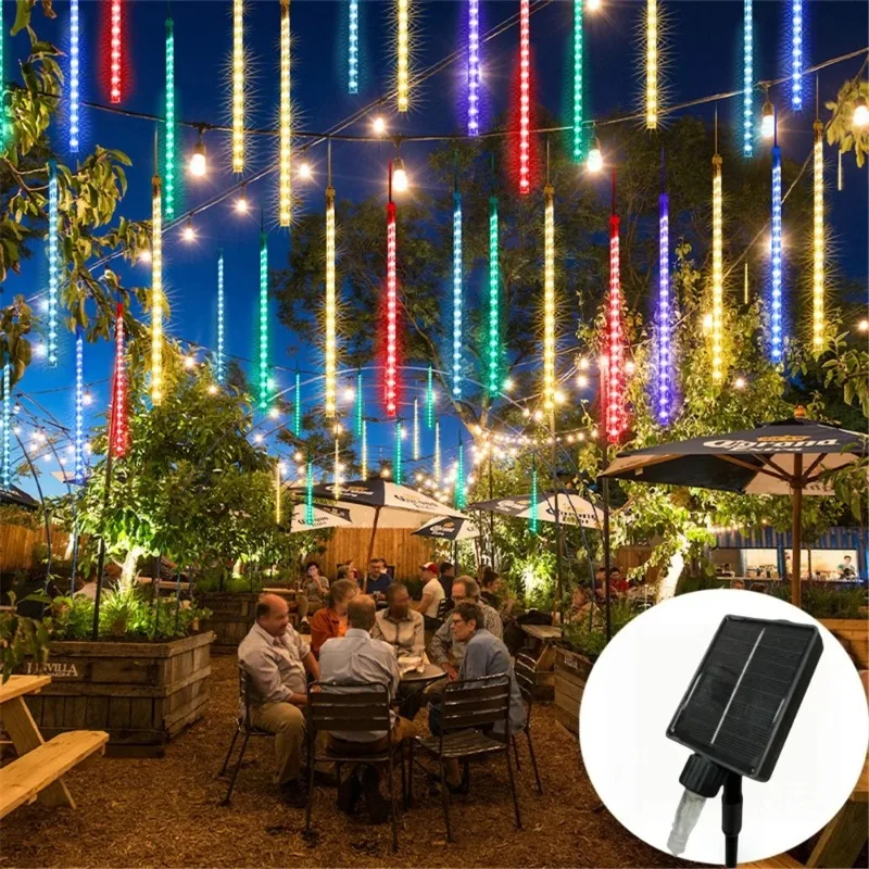 Luci natalizie a LED con pioggia di meteoriti ad energia solare per la decorazione domestica della festa nuziale dell'albero di Natale all'aperto del giardino