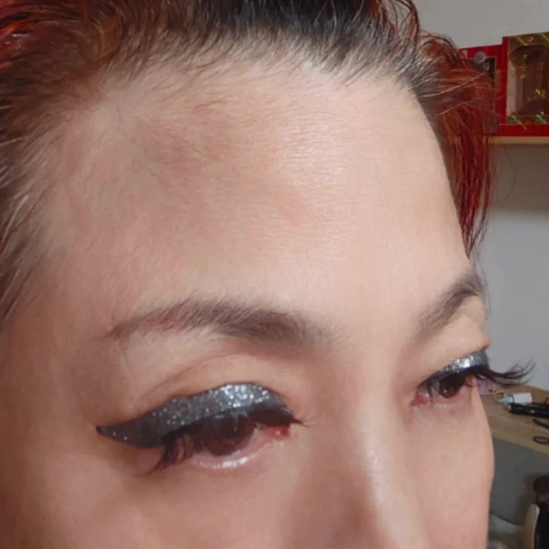 Glitter Eyeliner Stickers Reusable Self-Adhesive Sweatproof Diverse Styles Portable Cat Eye Double Line Eyelid Patch Waterproof
