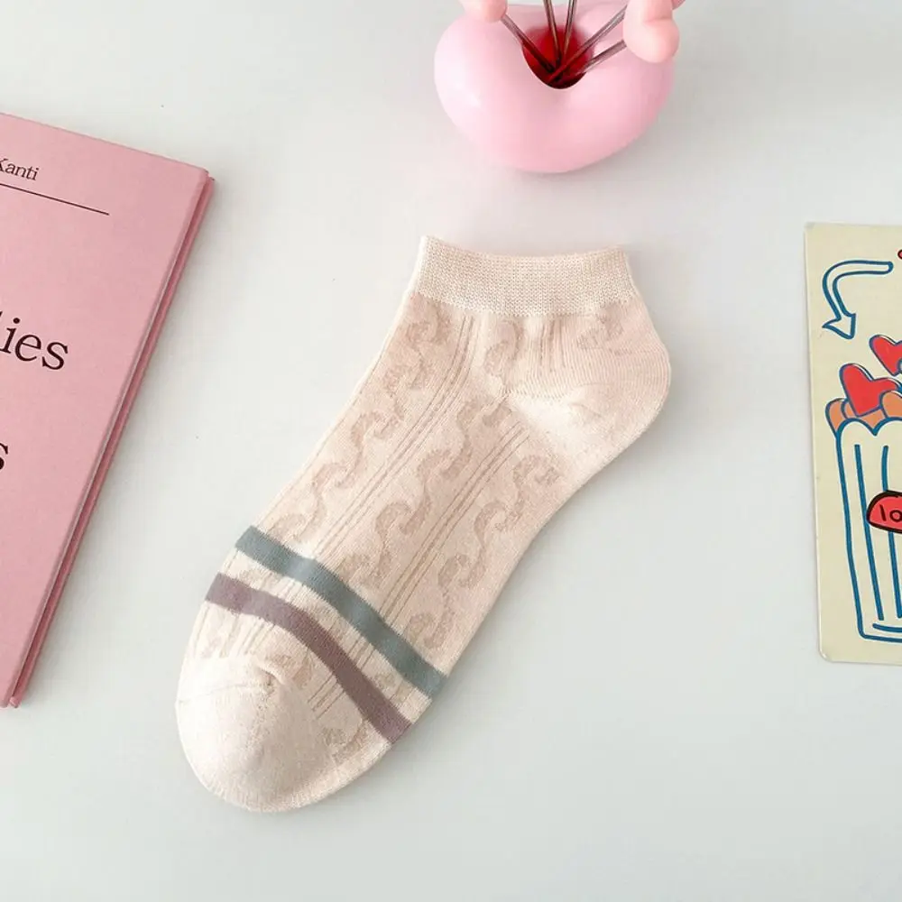 

5Pairs Cute Stripe Heart Short Socks Ruffle Ins Style Sweet Ankle Socks Female Hosiery Breathable Tube Socks Women Girl
