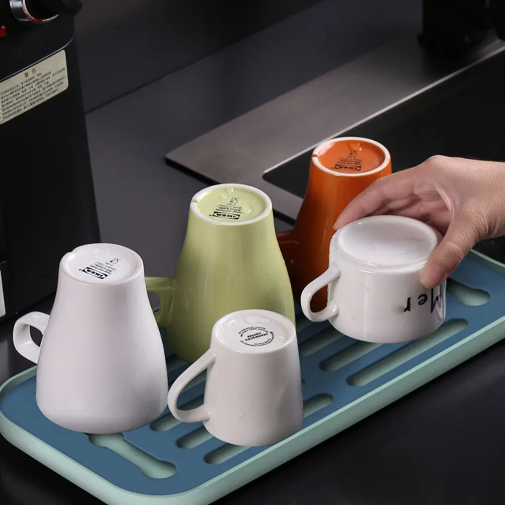

Premium Plastic Dish Drying Tray Drain Rack for Kitchen Counter with Anti-Slip Grid Upper Plate Rapid Drying Household Drainer