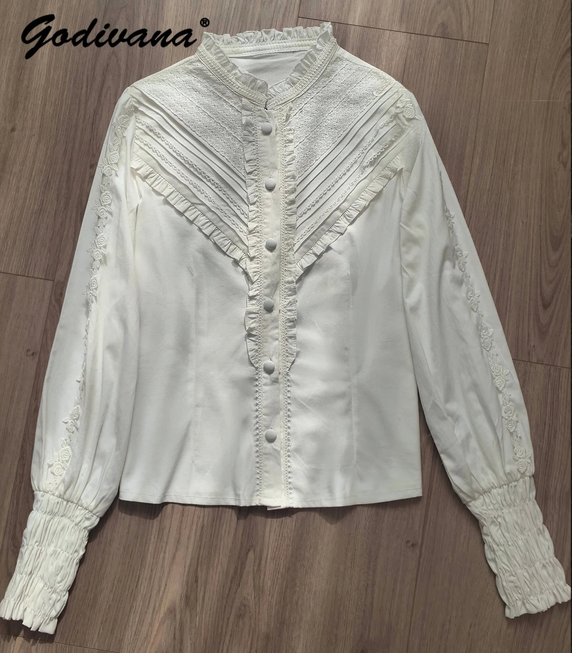 Retro Spring and Autumn Ladies Elegant Stand Collar Lace Embroidery Long Sleeve Shirt Pure Cotton Lolita Women's Blouse Tops