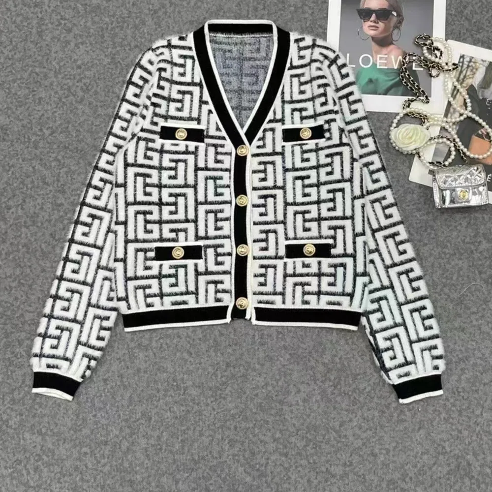 Vintage Fashion Geometric Pattern Knitted Cardigan Small Fragrant V-neck Long Sleeve Short Tops Autumn New Chic Jacket Sweater