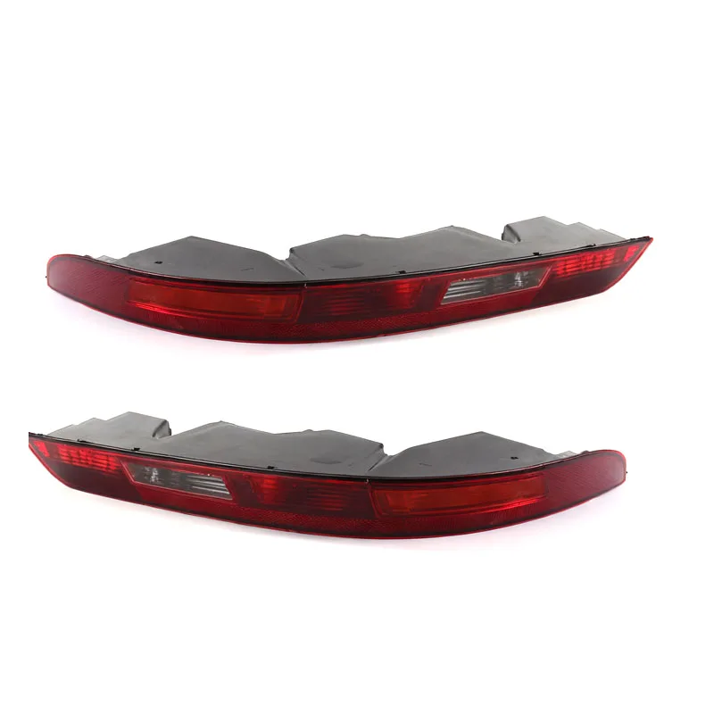 

1PC Car Rear Bumper Brake Light Tail Warming Turn Signal Reflector Lamp for Audi Q3 2016-2018 Left Right 8U0945095B 8UD945096
