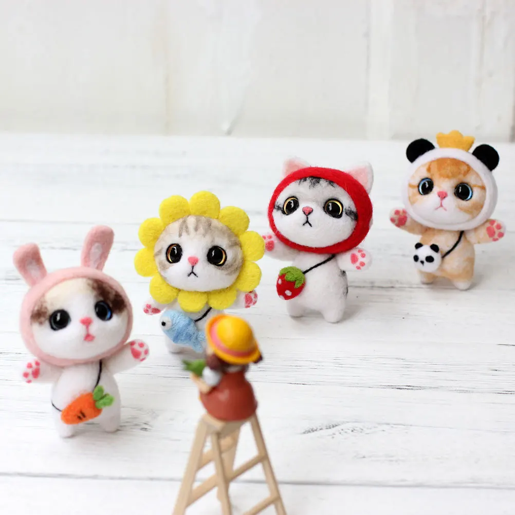 

Cartoon Cat DIY Needle Felting Kit Wool Felting Materials Set Colorful Wool Craft for Kids Beginner Hand Craft Gift