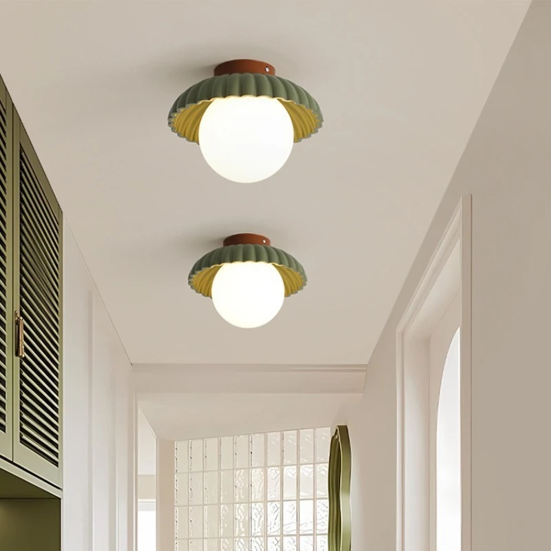 

Cream wind corridor aisle balcony bud ceiling light modern simple entrance light medieval cloakroom