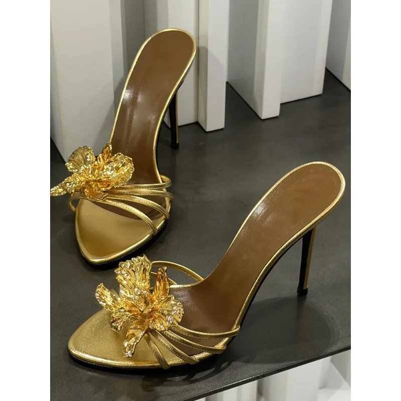 

2025 new summer metal flower French beautiful fashion sandals women's stiletto high heels cool slippers