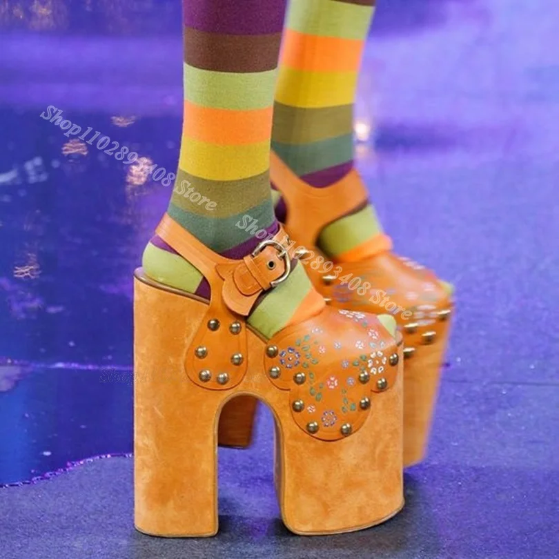 Lila Nieten-Verzierte Plateau-Sandalen mit Knöchelriemen, Peeptoe und Blockabsatz, Modische Damenschuhe, Zapatos Para Mujere