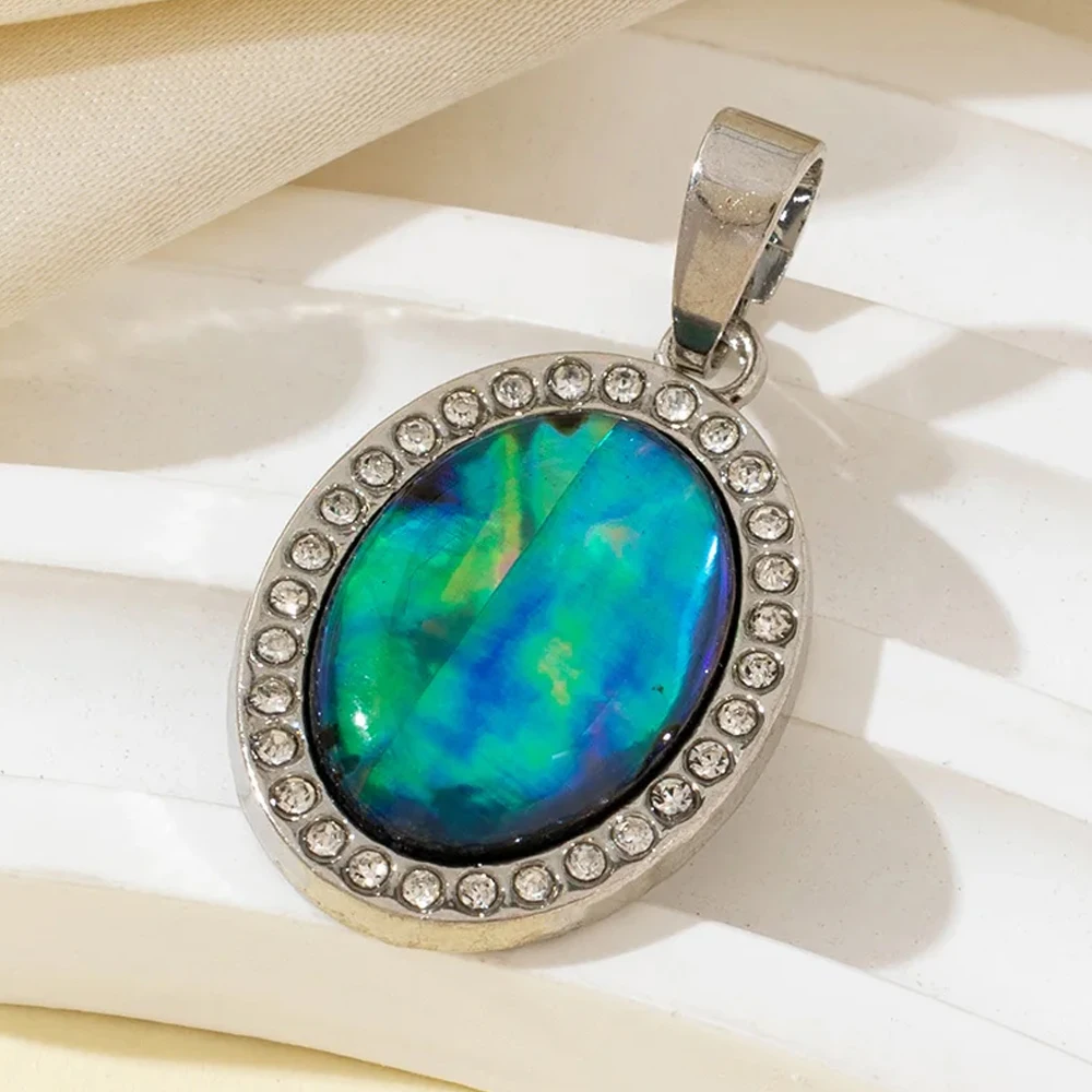 

1pc 24x18mm Exquisite Diamond-Set Oval-Shaped Shell Pendant Natural Shell Charms for Jewelry Making DIY Necklaces Accessories