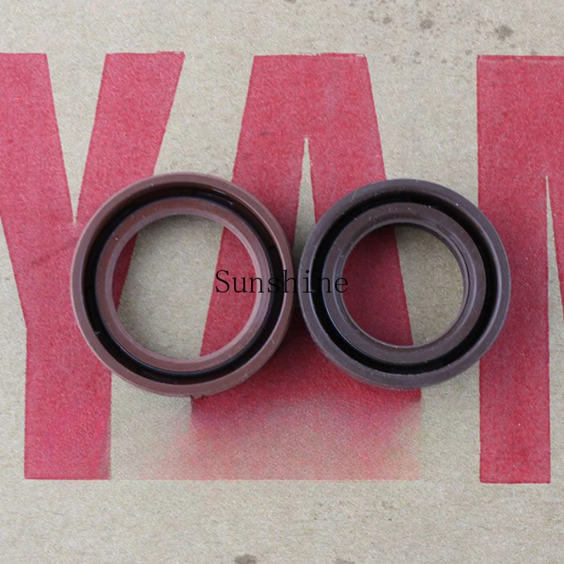 

Ya motorcycle accessories, Ling/Xun 125 ZY125T original left and right crankshaft oil seal