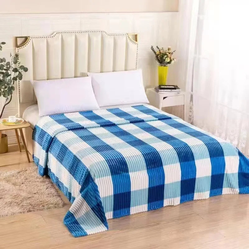 Air Conditioning Blanket with Fresh Grid Print 220X240Cm, Versatile for Sofa/Bed, Ideal Comfortable Cover for Nap and Home.