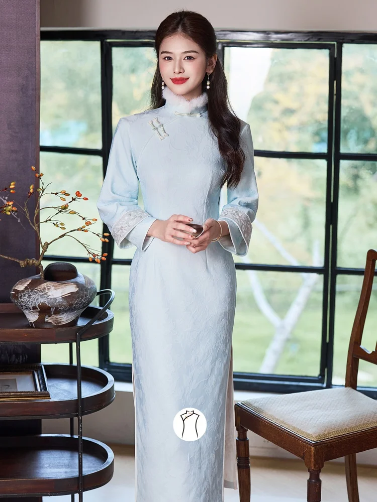 

Blue Winter Faion New 2025 Young Sle Fro Coat Warmth National Sle Long Sve Полная длина Бархатное платье