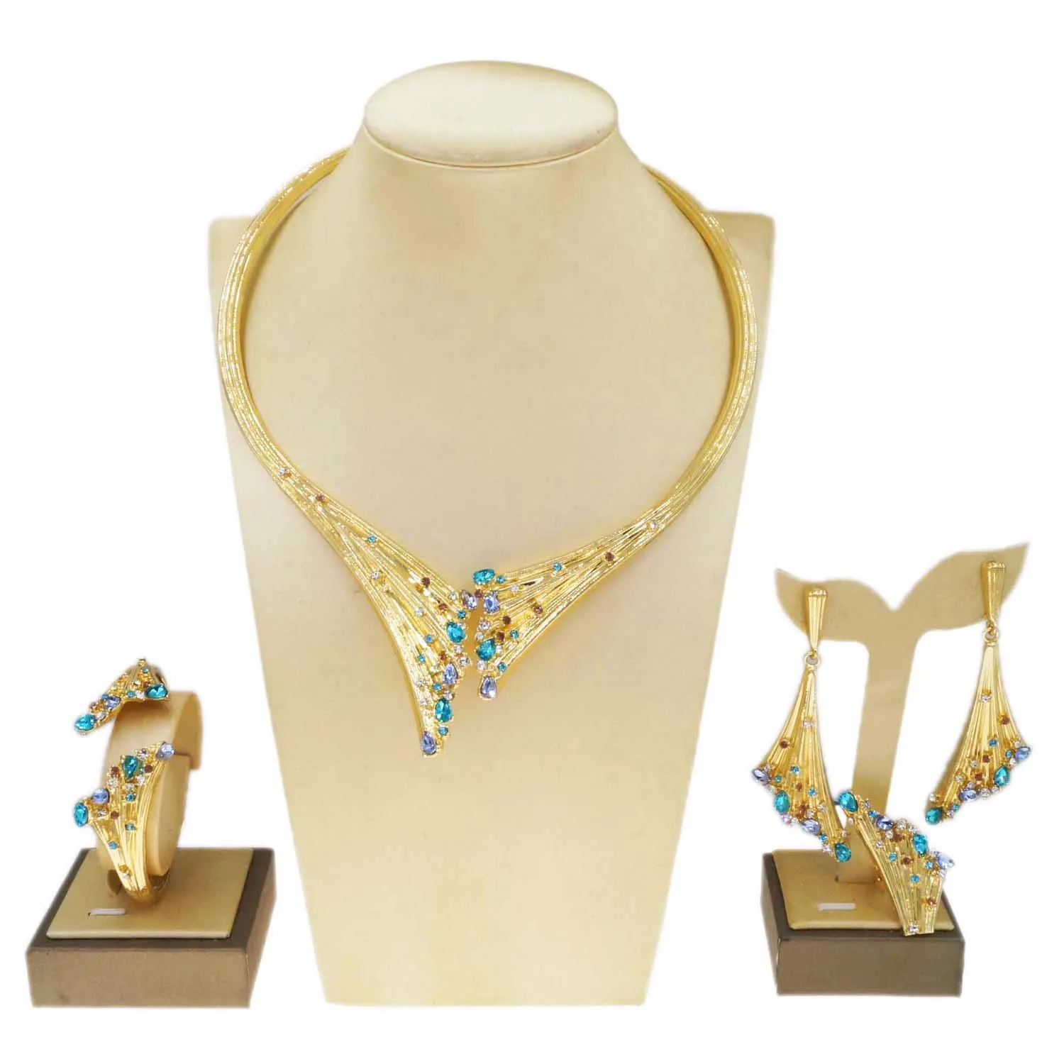 Thumbnail 4 - #59 Best Statement Jewelry Sets to Buy In 2026