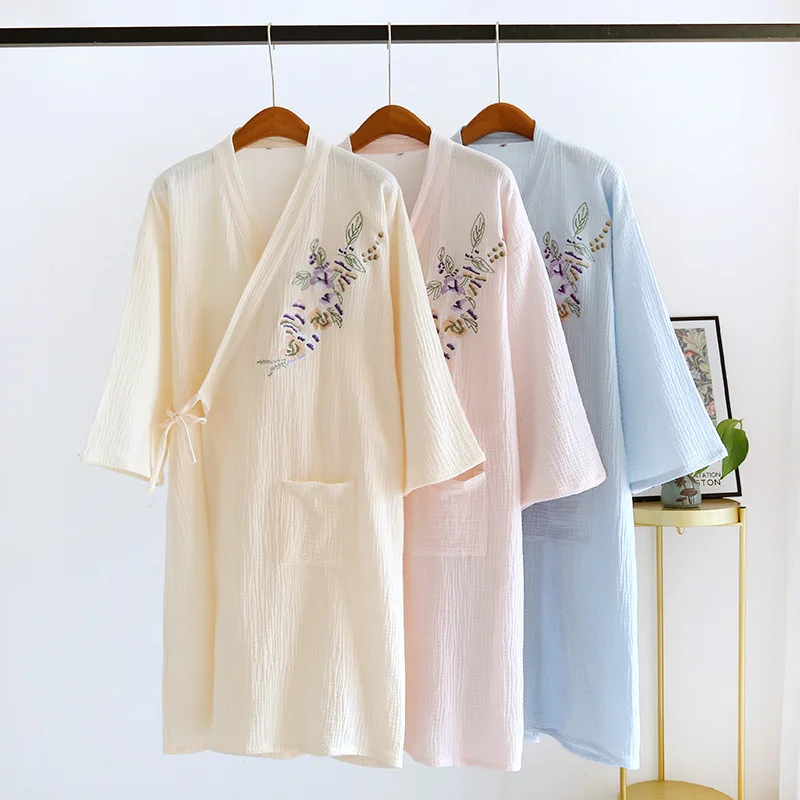 

Sleepwear Women Spring Autumn 100% Cotton Chinese Style Robe Cotton Nightgown Bathrobe Medium Length Embroidered Pajamas