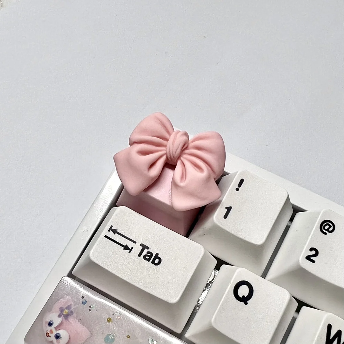 1 piece PBT Bow Cute Keycap for Cherry Cross Axis Mechanical Keyboard OEM Personalized Keycap R4 Additional 3D Keycap Gift