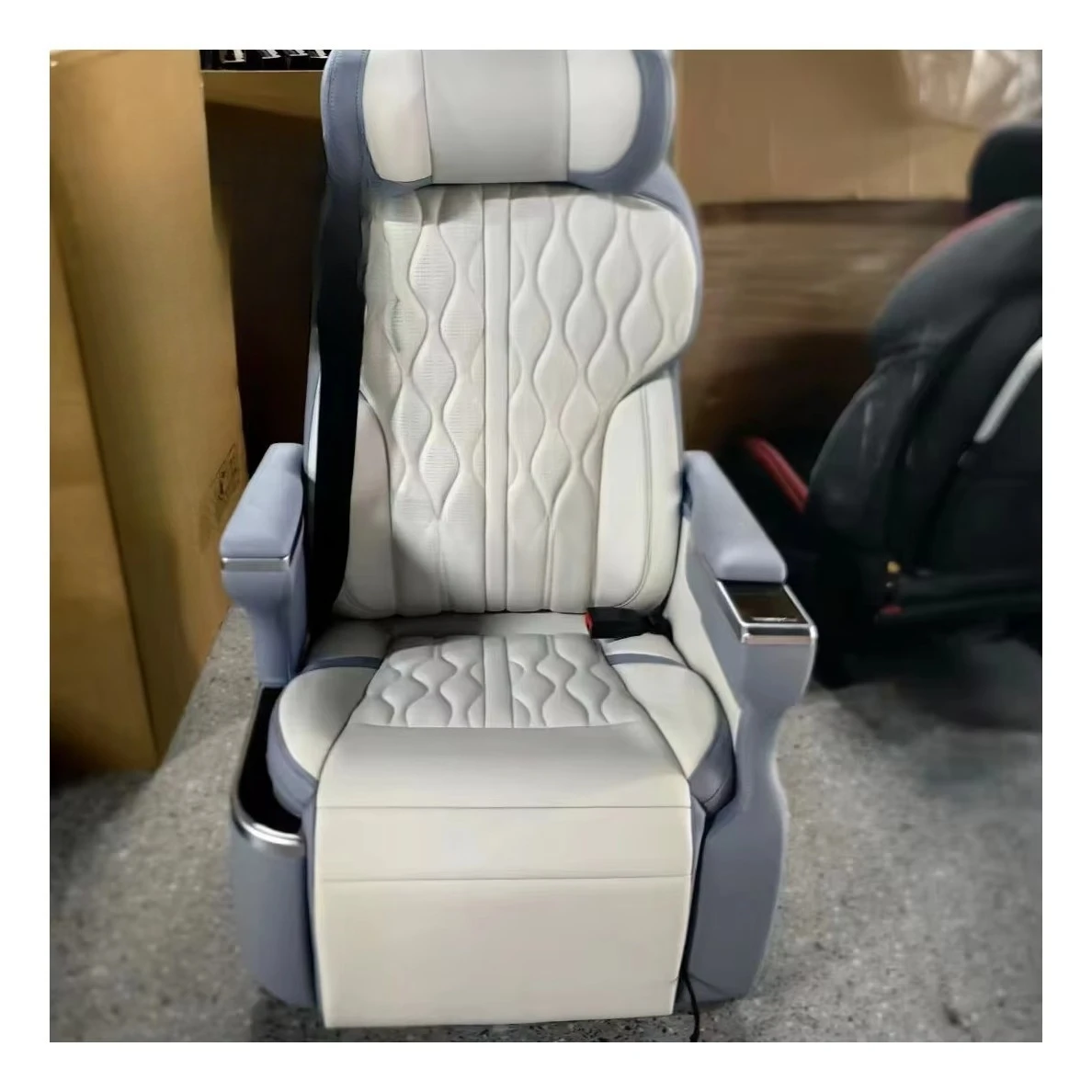 Luxurious Customized Van Interior Accessories Captain Car Seat Viano V-class Benz Sprinter