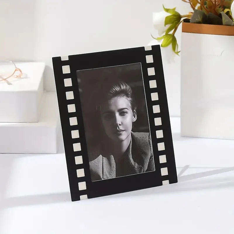 10 Film Photo Frames with Brackets European and American Classic Black and White Photos Cardboard Photo Frame Home Desktop Displ