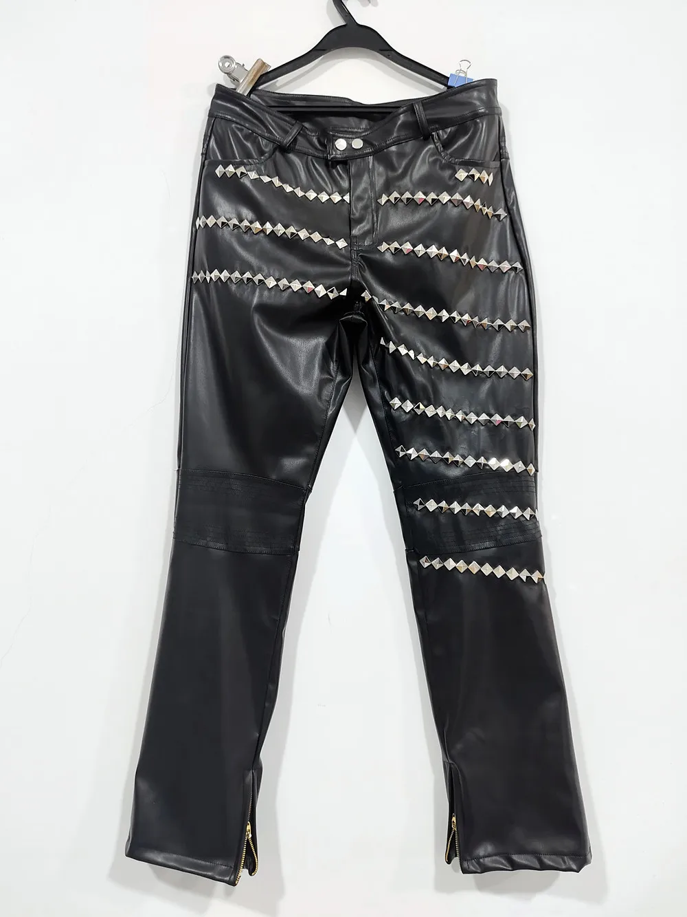 Personality Tide Male Black Rivet Leather Pants Rock Band Singers Performance Costume Bar Punk Dancer Stage Wear Slim Trousers