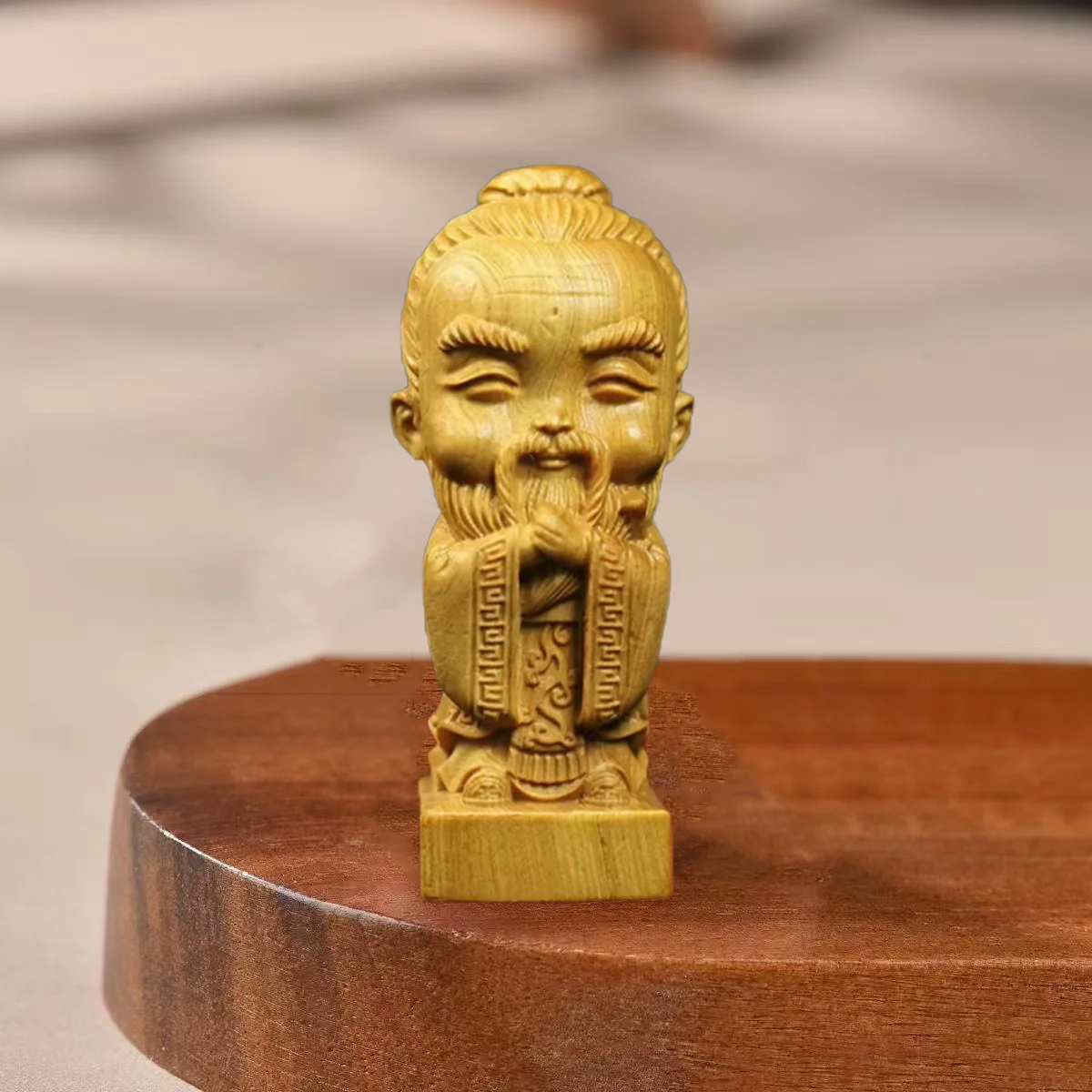 Wooden Confucius Statue, Q-Version Cypress Wood Chinese Sage Figure, Cute Office Desk Decor & Car Dashboard Ornament Gift