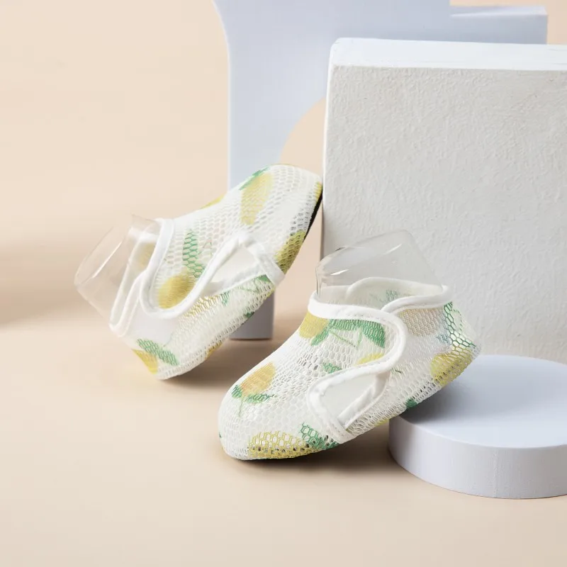 รองเท้าเด็กฤดูร้อนแบบมีแผ่นตีนตุ๊กแกบาง พื้นกันลื่น ระบายอากาศได้ดี ตาข่ายขนาดใหญ่ 360 °   รองเท้าเดินที่ใส่สบายและโค้งงอได้สำหรับคนแรก